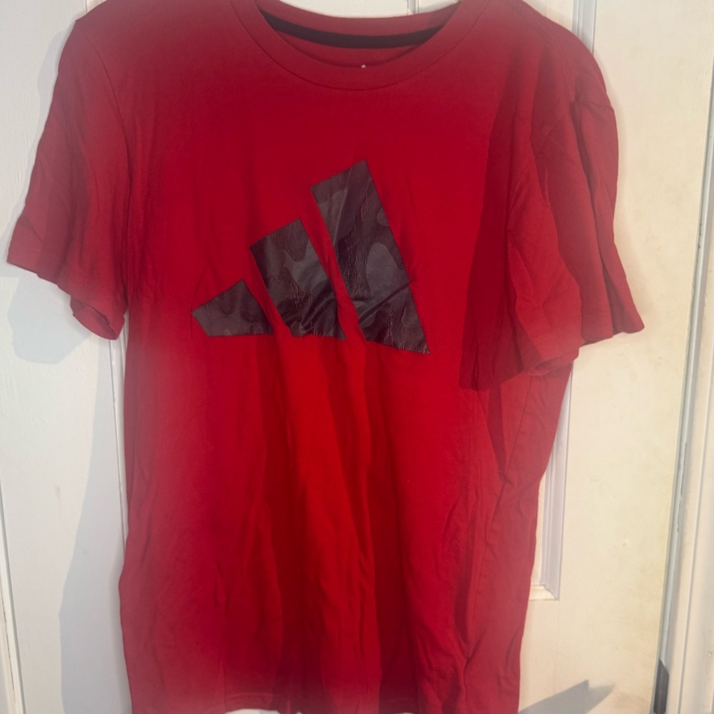 Adidas Boys Red Tee with Black Logo - Size Youth XL